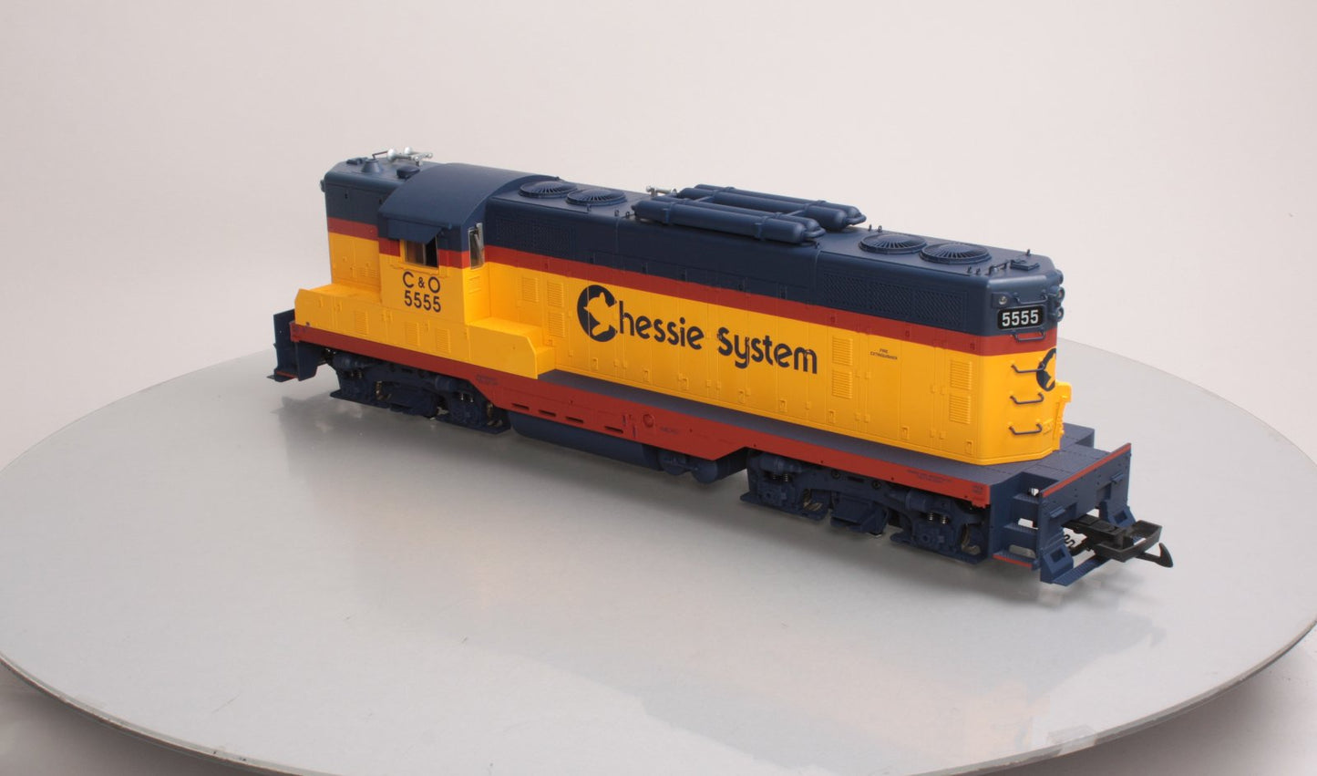 USA Trains R22105 G Chessie System EMD GP7 Diesel Locomotive