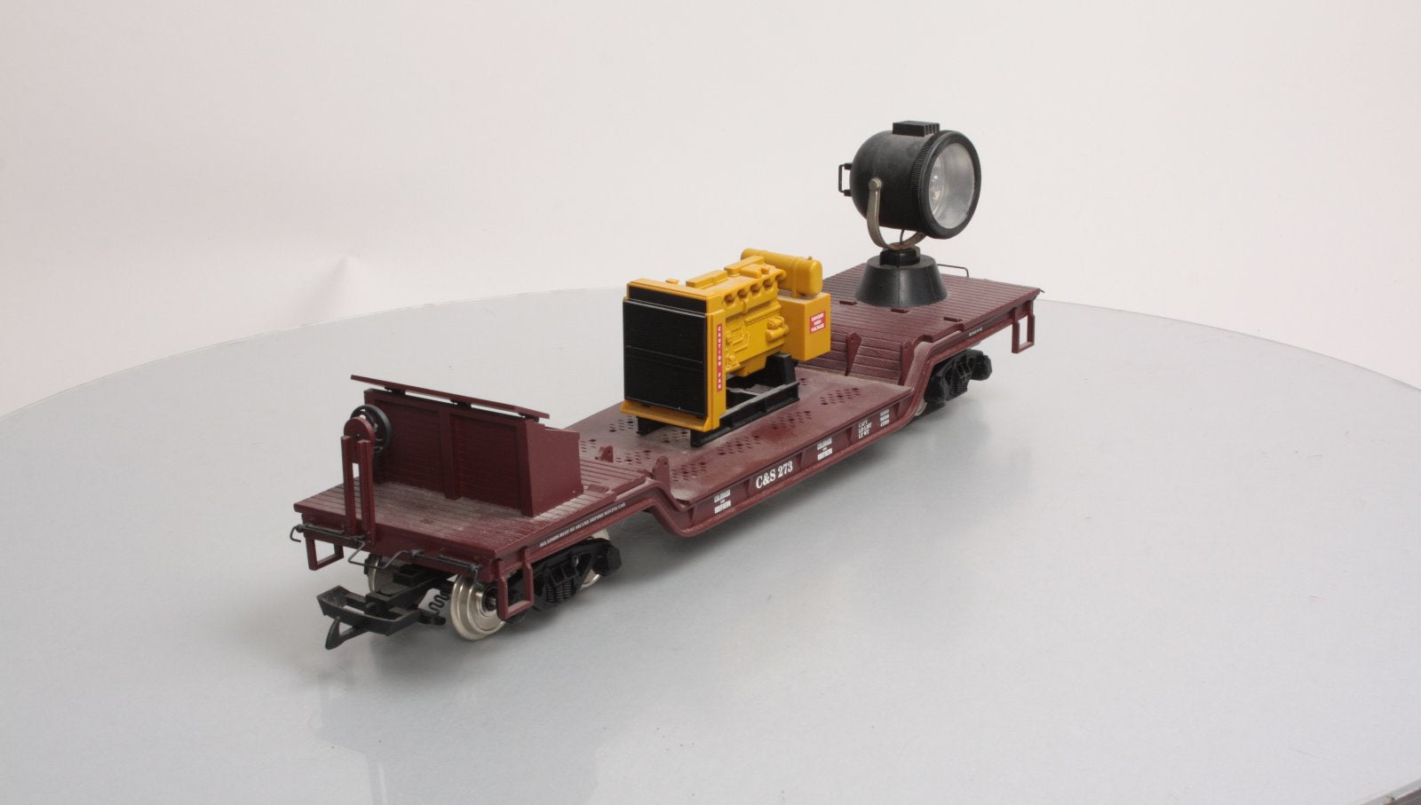 USA Trains R17331 G Colorado & Southern Depressed-Center Flat Car w/Searchlight