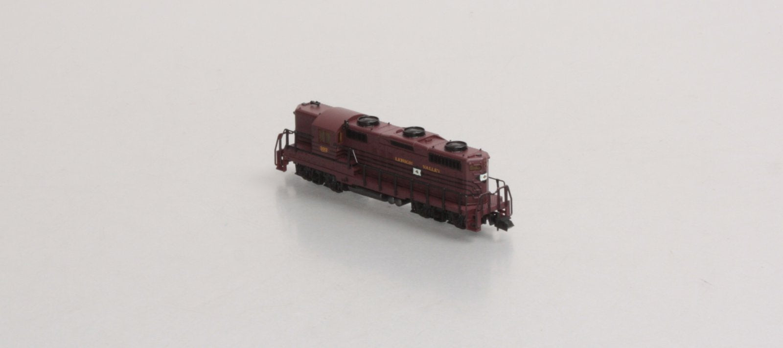 Life Like 7129 N Scale Lehigh Valley GP-18 Diesel Locomotive #302