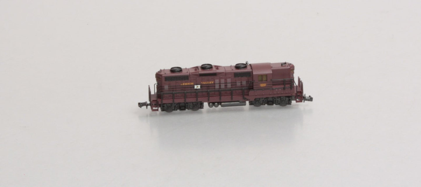 Life Like 7129 N Scale Lehigh Valley GP-18 Diesel Locomotive #302