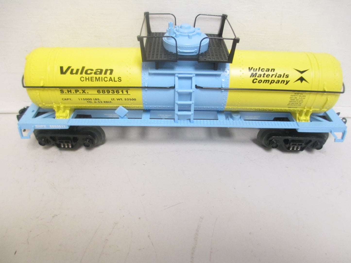 O-Line 162 Vulcan Chemical Tank Car #6893611