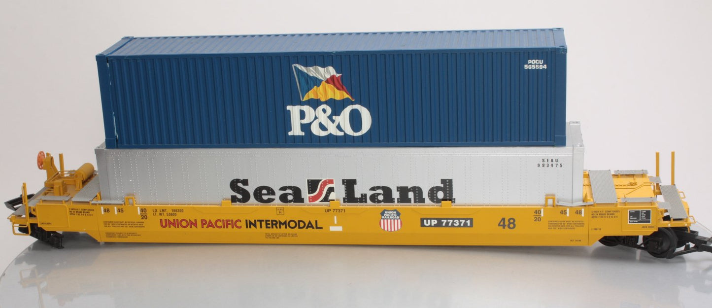 USA Trains R17116 G Union Pacific Gunderson Husky Stack with 2 Containers #3