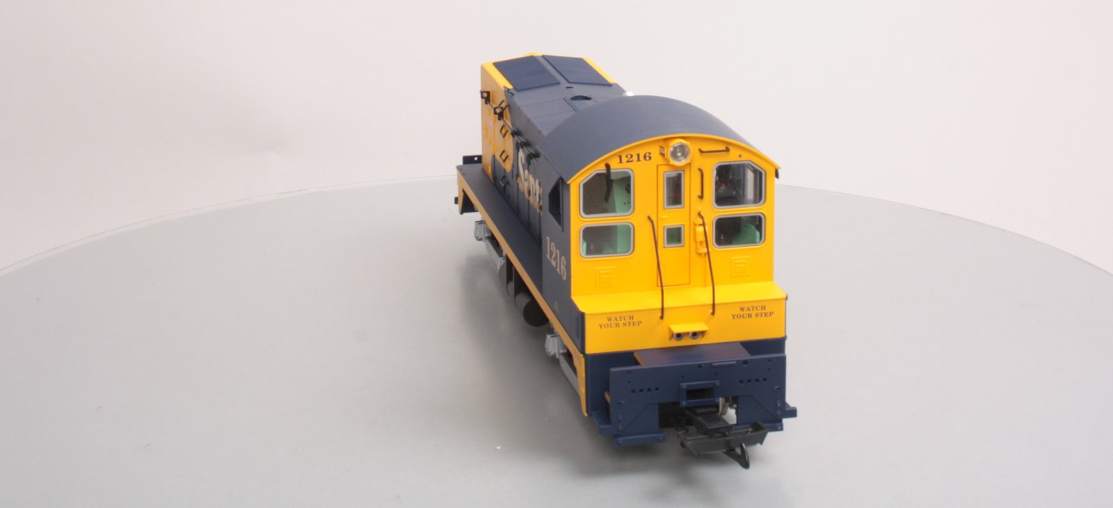 USA Trains 22003 G Santa Fe NW-2 Cow Diesel Locomotive #1216