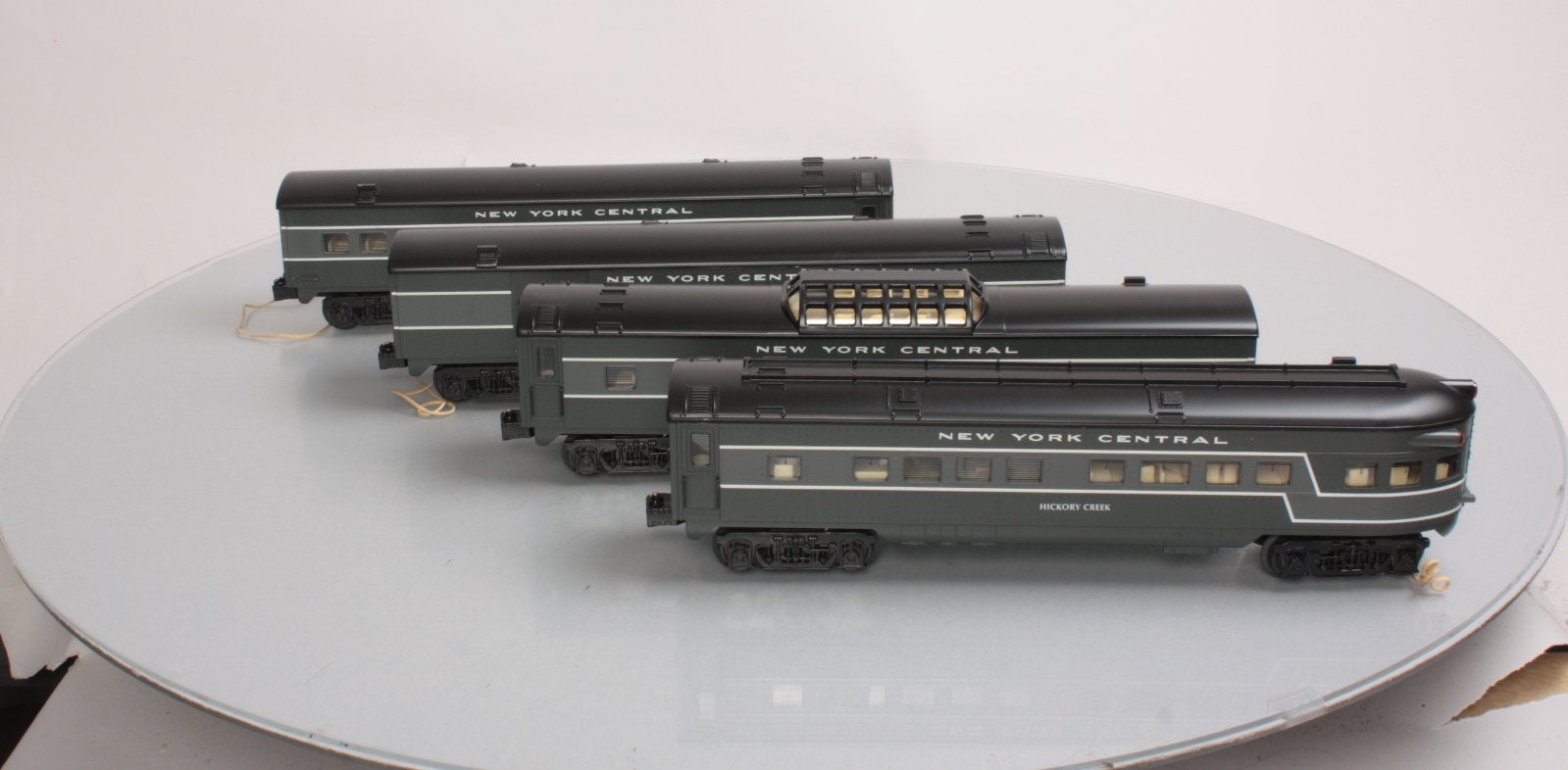 O-Line 207A NYC Streamliner Passenger Car 4-Pack