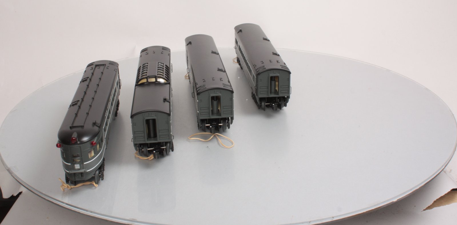 O-Line 207A NYC Streamliner Passenger Car 4-Pack