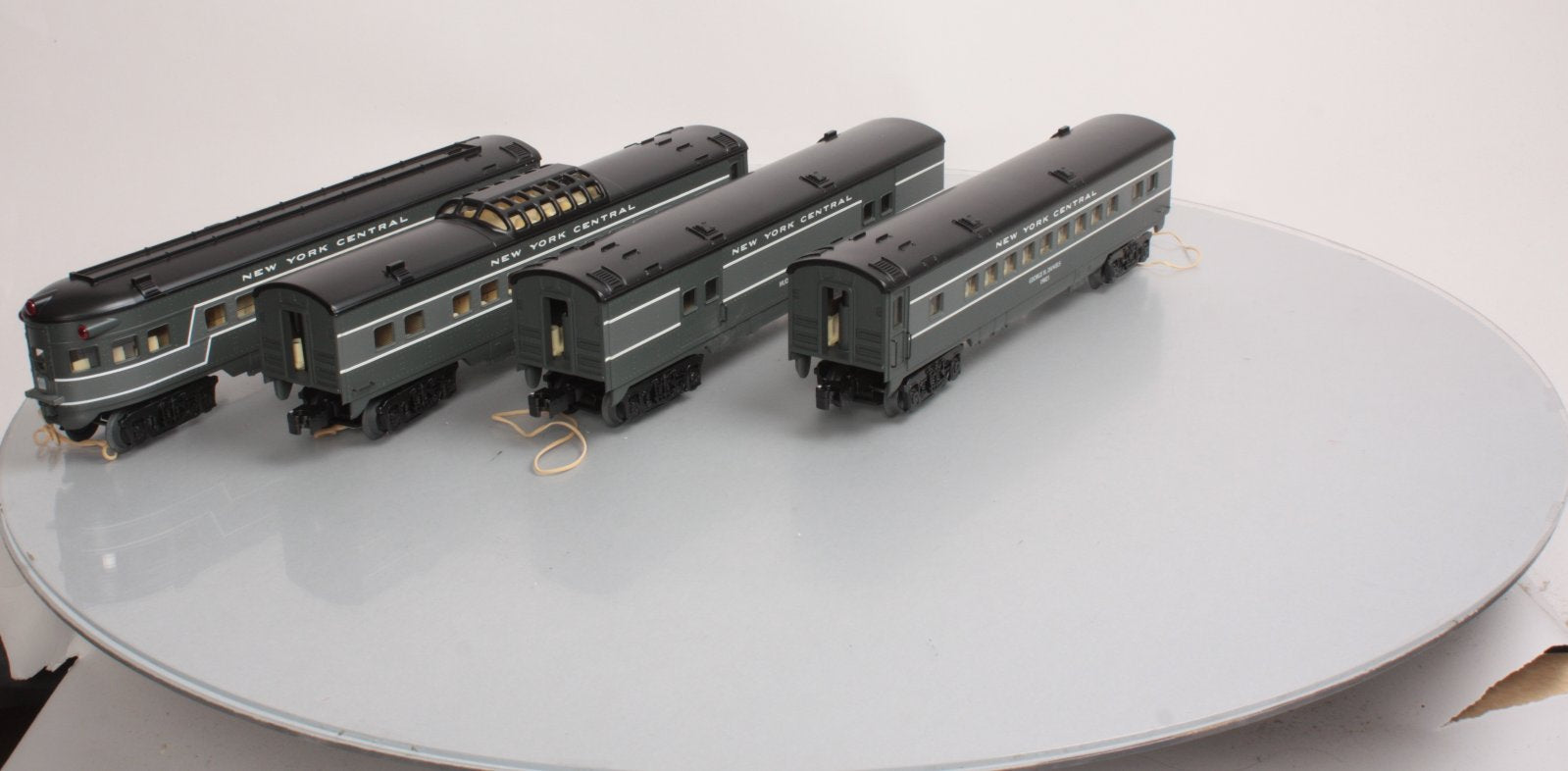 O-Line 207A NYC Streamliner Passenger Car 4-Pack