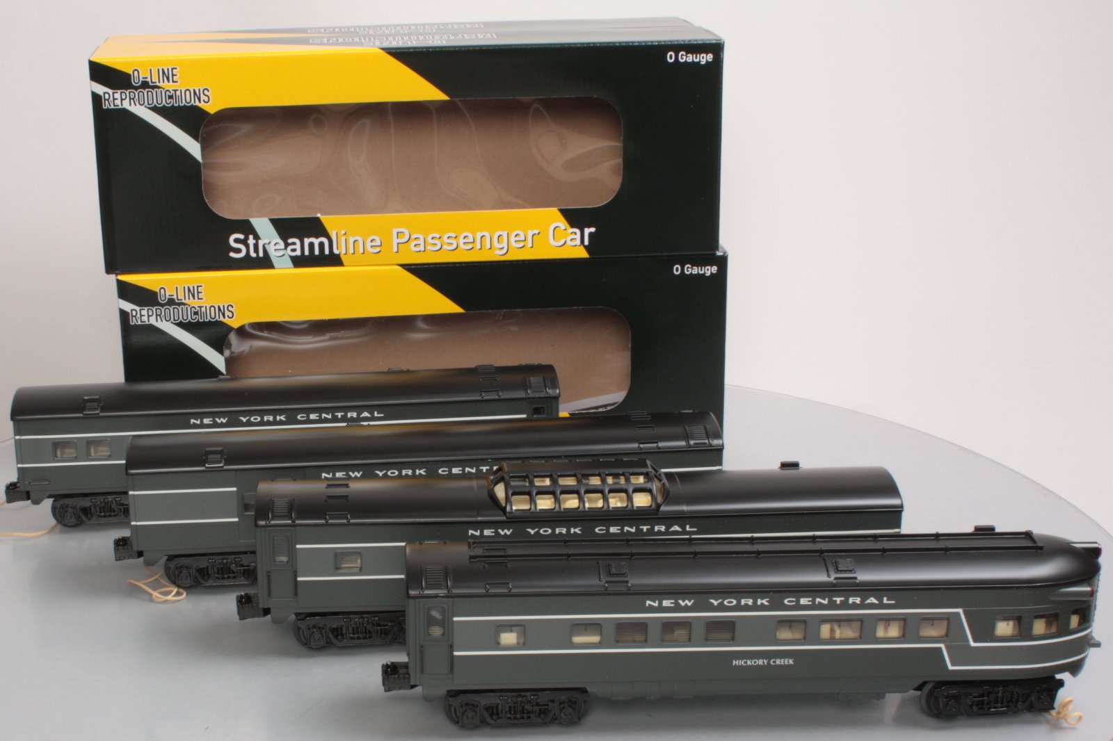 O-Line 207A NYC Streamliner Passenger Car 4-Pack