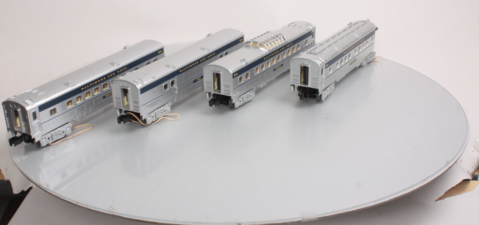 O-Line 209A B&O Streamliner Passenger Car (Set of 4)