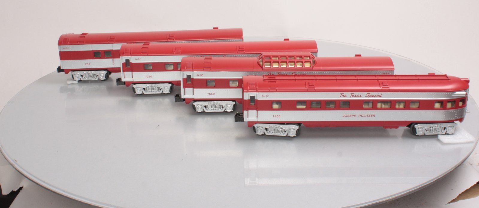 O-Line 213A Texas Special Streamliner Passenger Car (Set of 4)