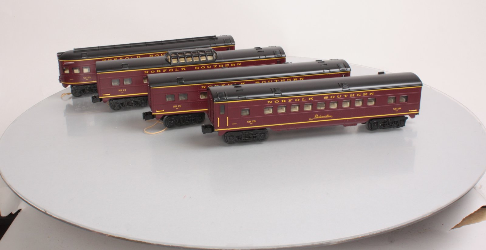 O-Line 215A NS Streamliner Passenger Car (Set of 4)