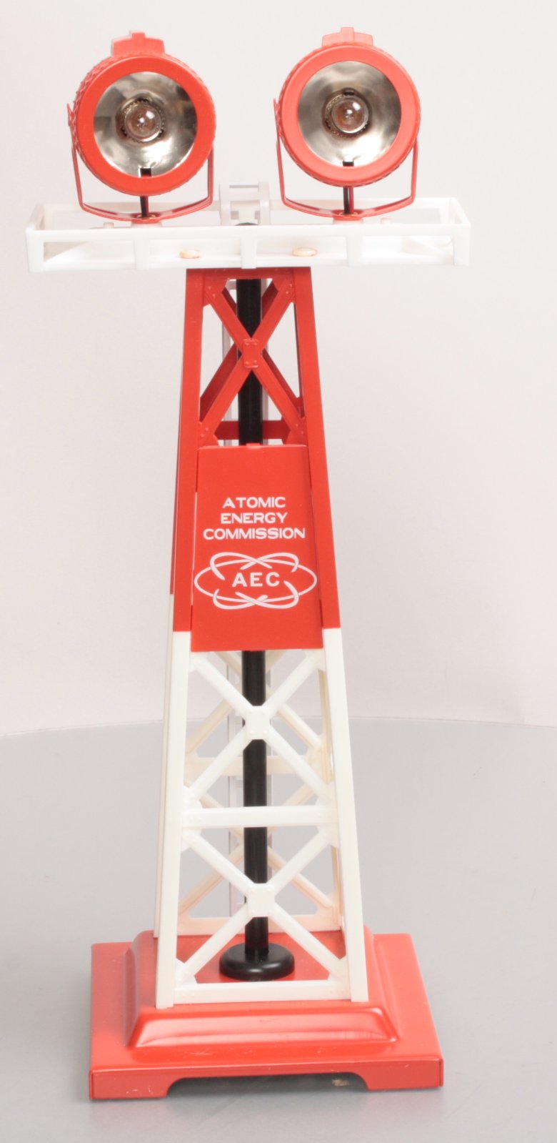O-Line 701 AEC Rail Yard Dual Light Tower