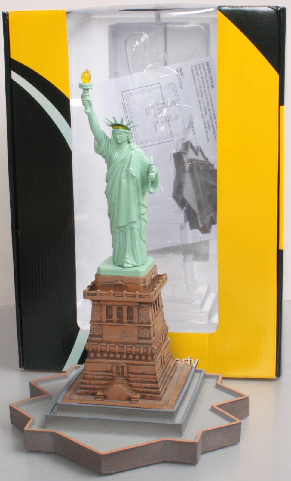 O-Line OLR901 Lighted Statue Of Liberty with Base