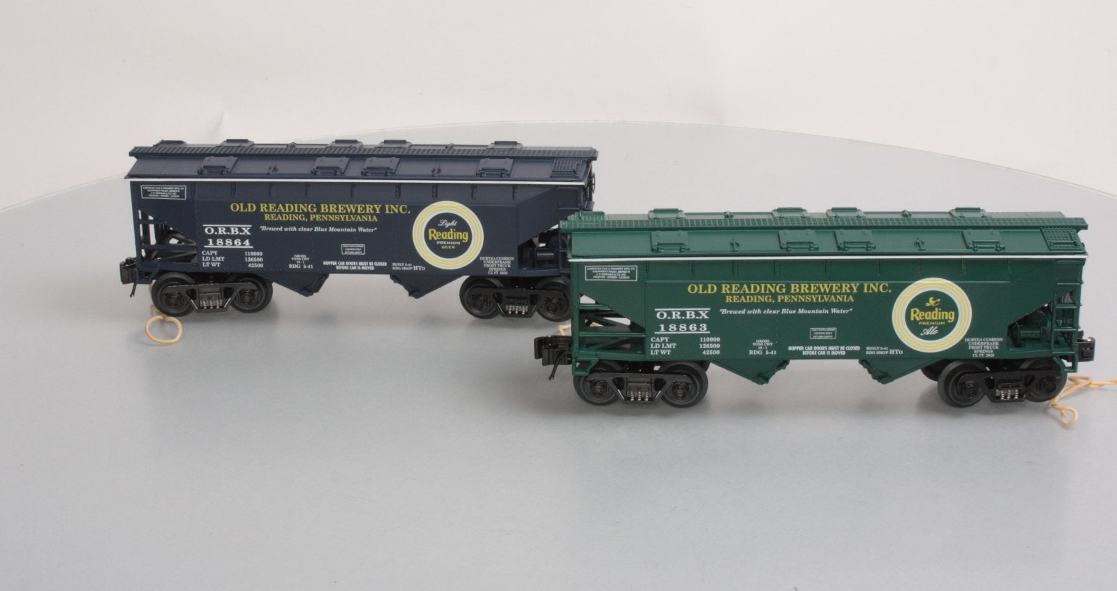 O-Line OLR145 O Gauge Reading Ale Covered Hopper Cars #18863/#18864