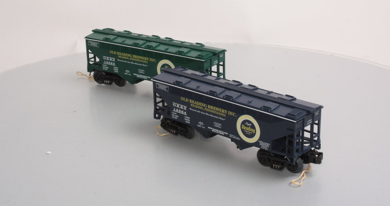 O-Line OLR145 O Gauge Reading Ale Covered Hopper Cars #18863/#18864