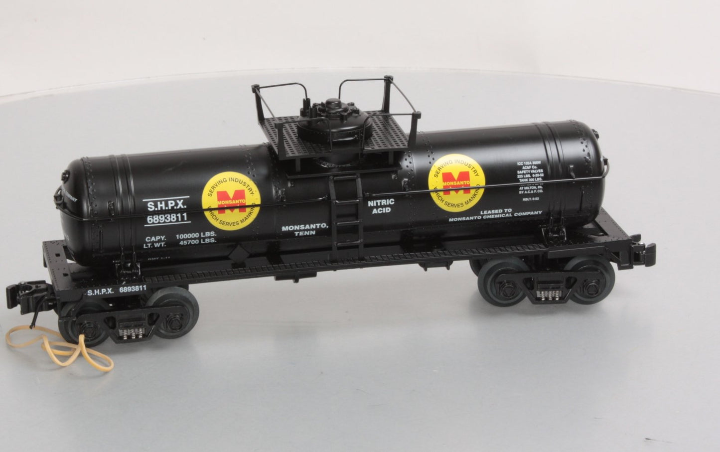 O-Line 166 Monsanto Tank Car #6893811