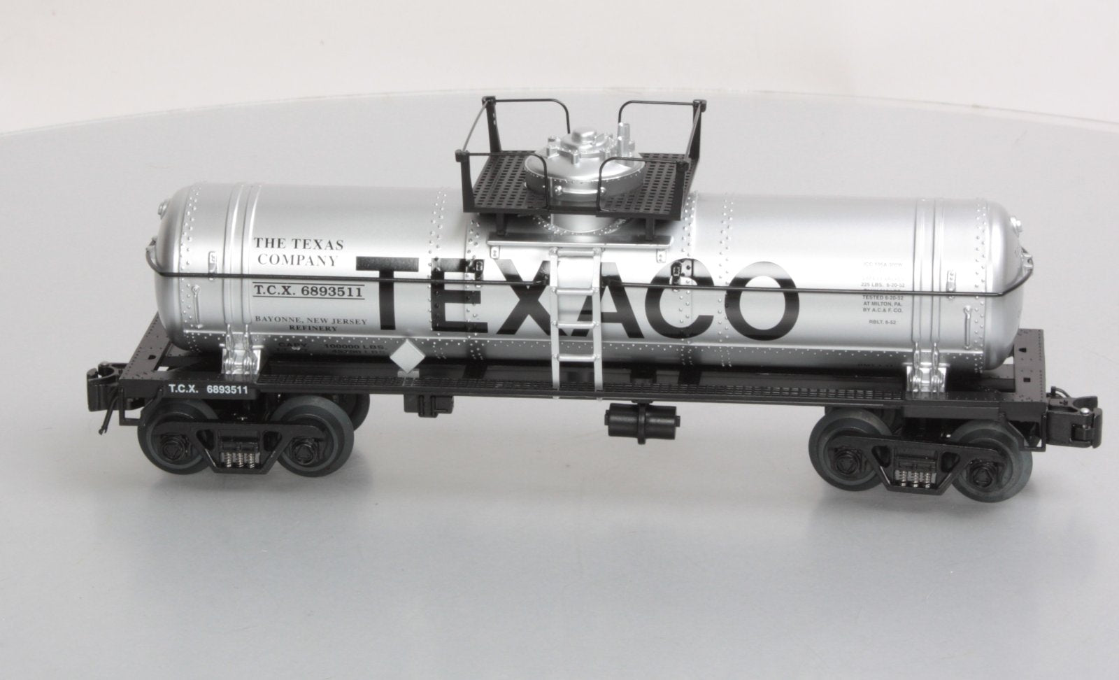 O-Line 160 Texaco Tank Car #6893511