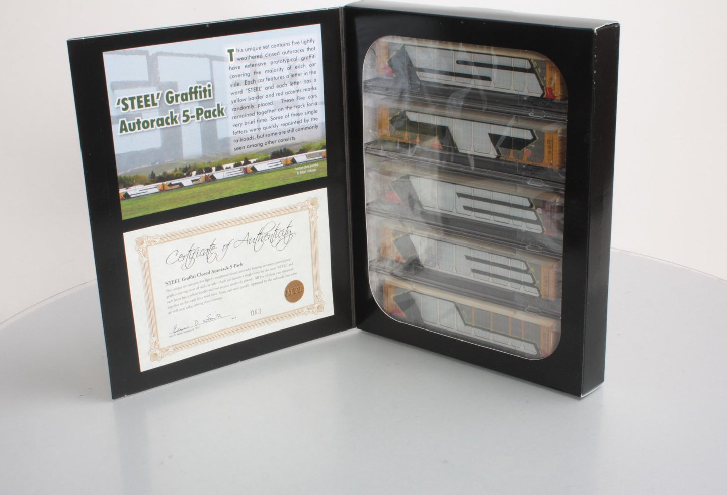 Micro-Trains 99305150 N Steel Graffiti Autorack (Set of 5)