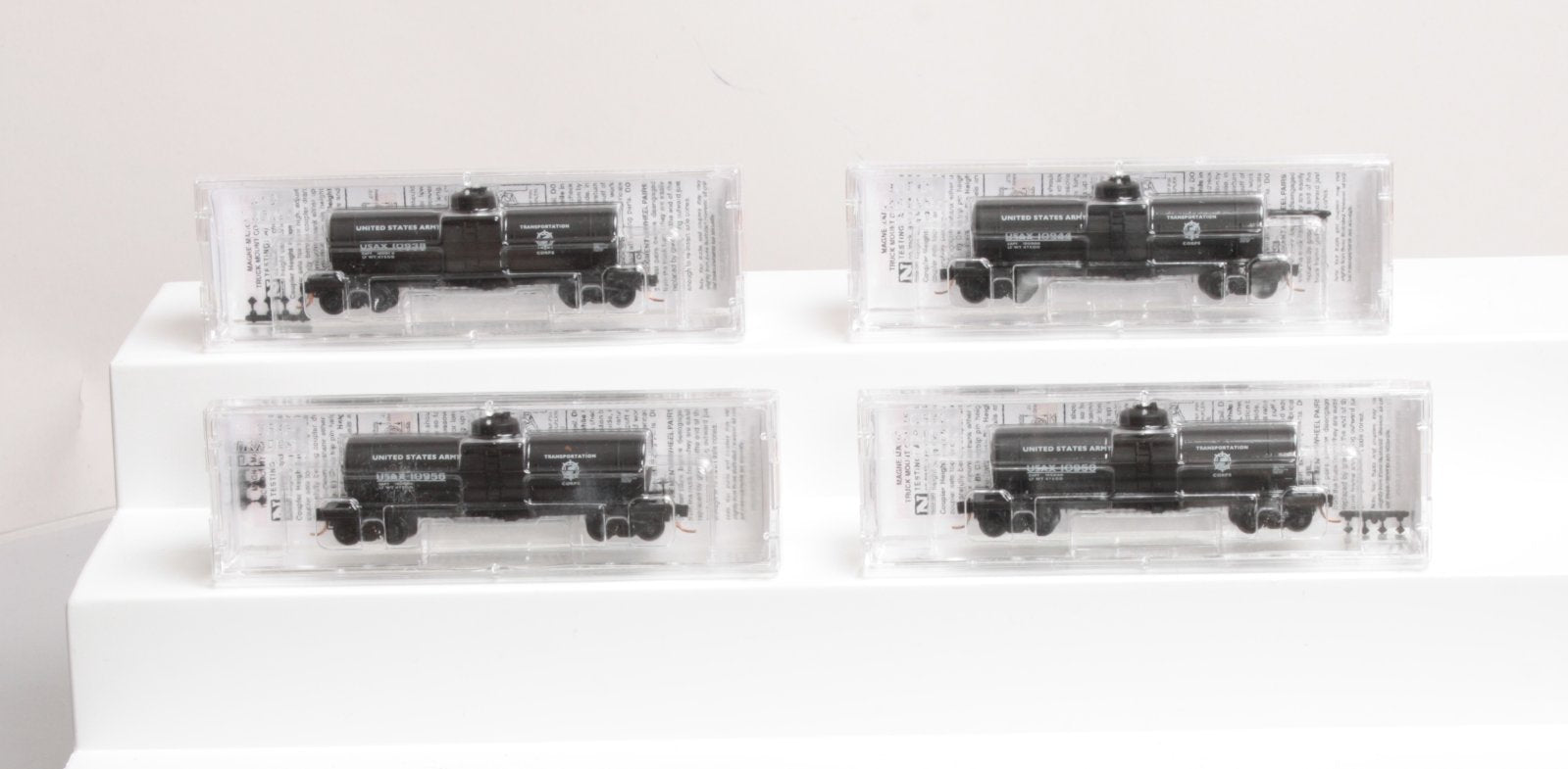 Micro-Trains 99300070 N US Army 39' Single Dome Tank Car Runner Pack (Set of 4)