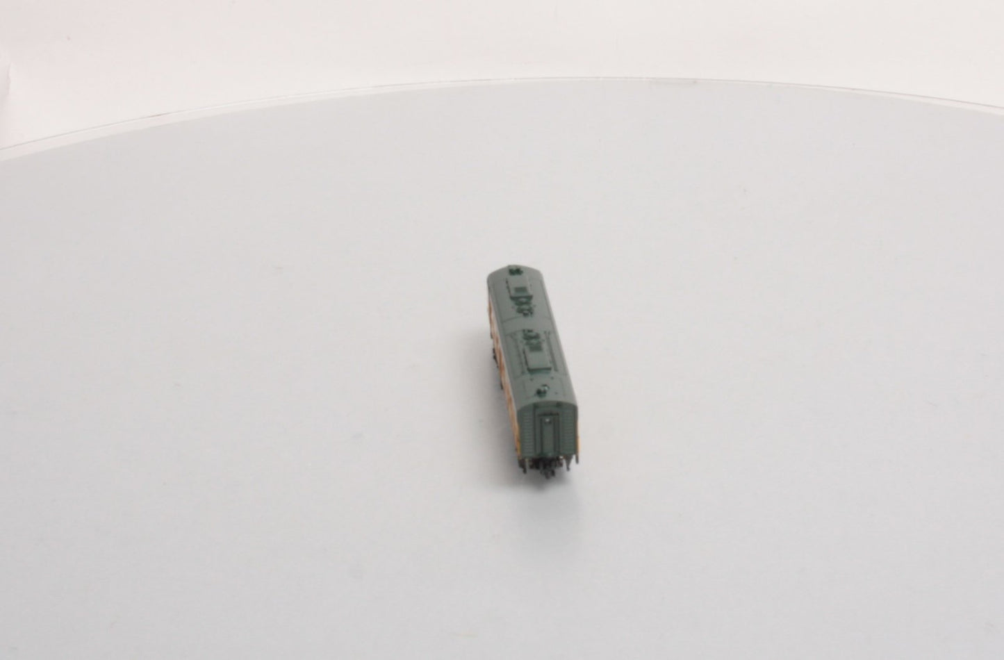 Kato 176-5361 N CNW E8A Diesel Locomotive #5021B