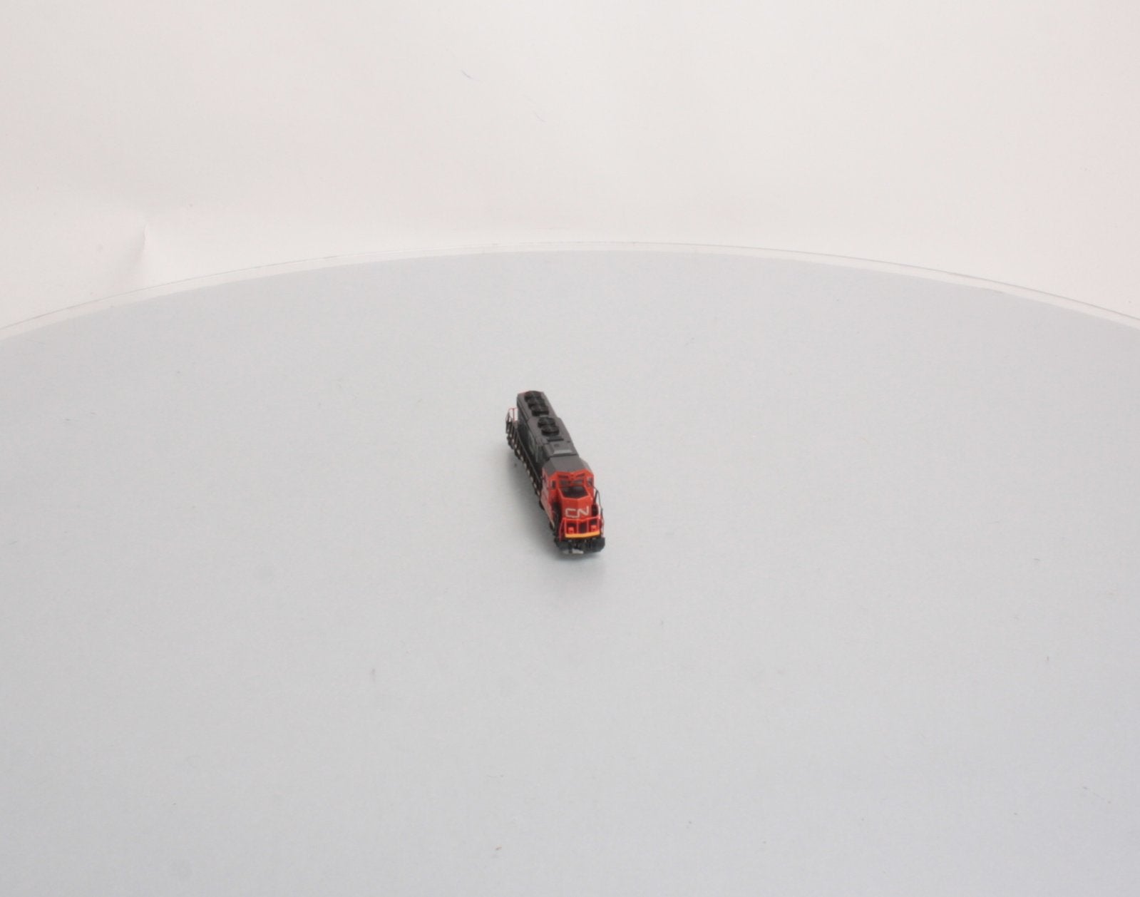 Kato 176-4953 N Scale Canadian National EMD SD40-2 Diesel Locomotive #6253