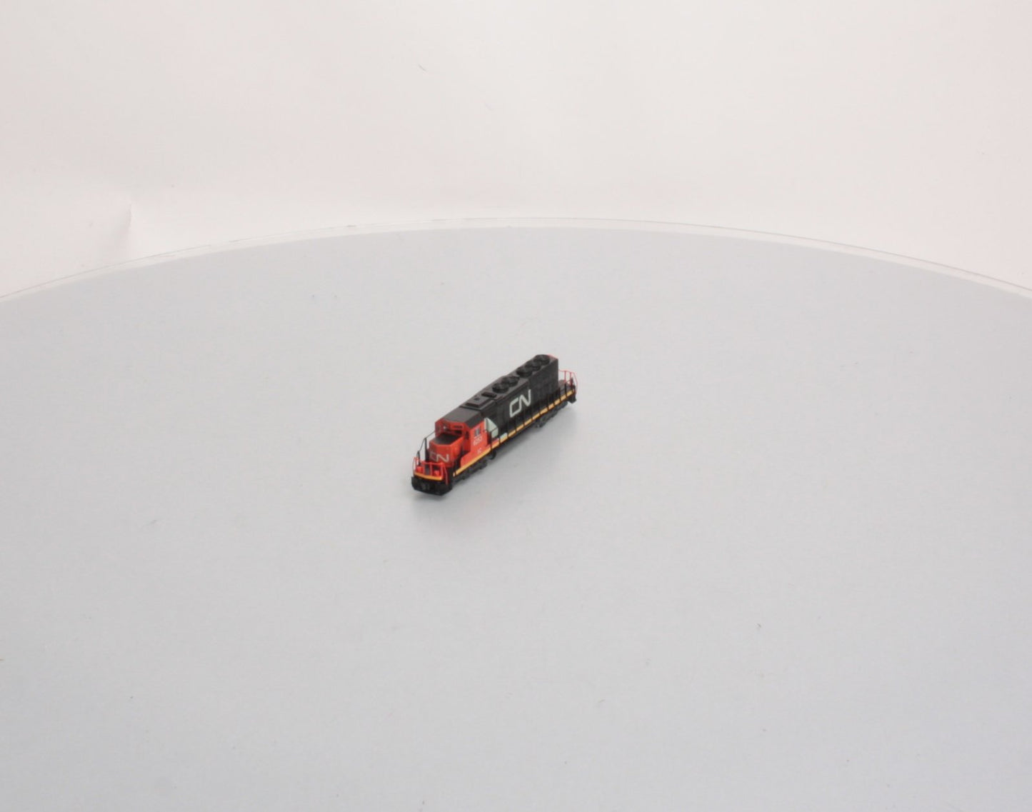 Kato 176-4953 N Scale Canadian National EMD SD40-2 Diesel Locomotive #6253