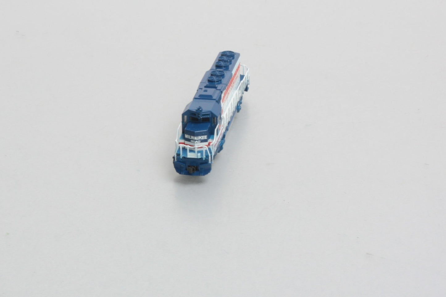 Kato 176-4830-KB-KB SD40-2 Early "Bicentennial" Diesel Locomotive #156