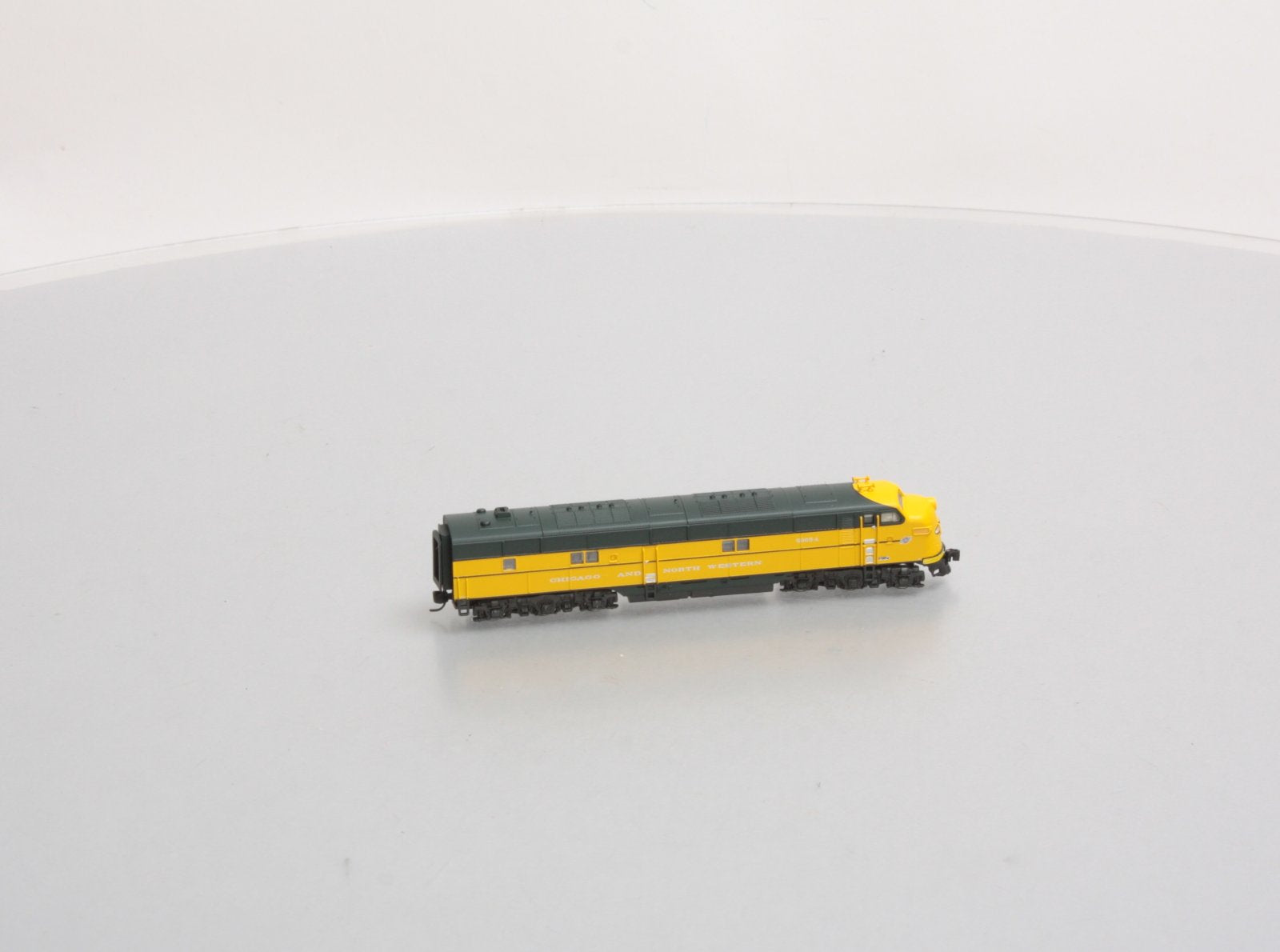 Broadway Limited EMD E7A C&NW #5008A Powered Diesel Loco