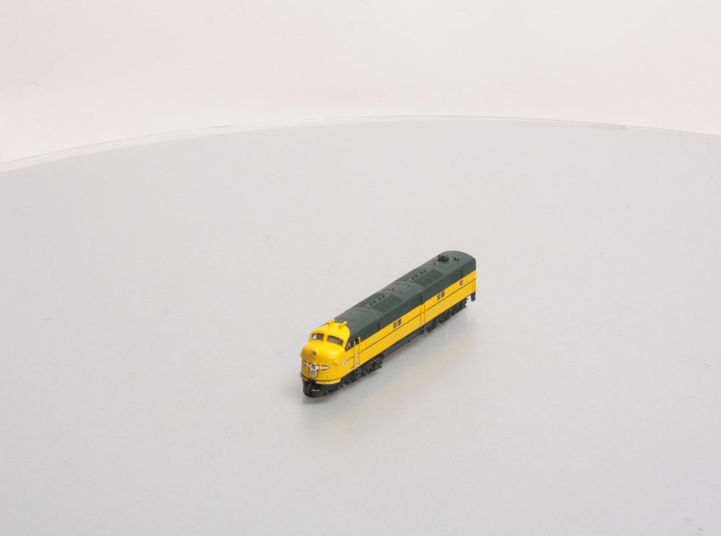 Broadway Limited EMD E7A C&NW #5008A Powered Diesel Loco
