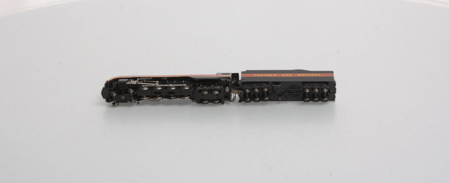 Bachmann 82153 N N&W Class J 4-8-4 Streamlined Steam Locomotive #611