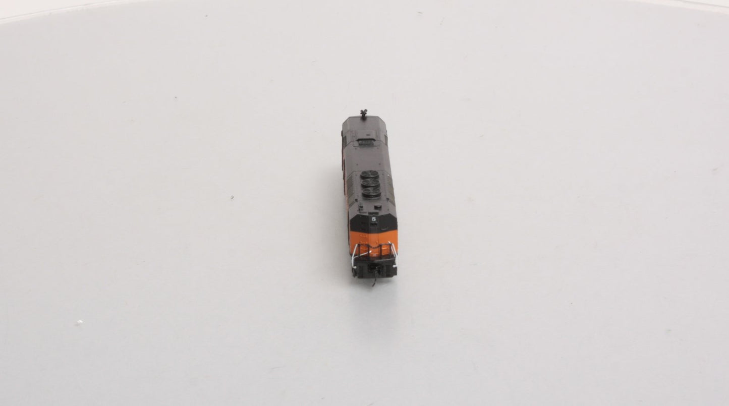 Athearn 16882 N Milwaukee Road FP45 with DCC & Sound Orange #5