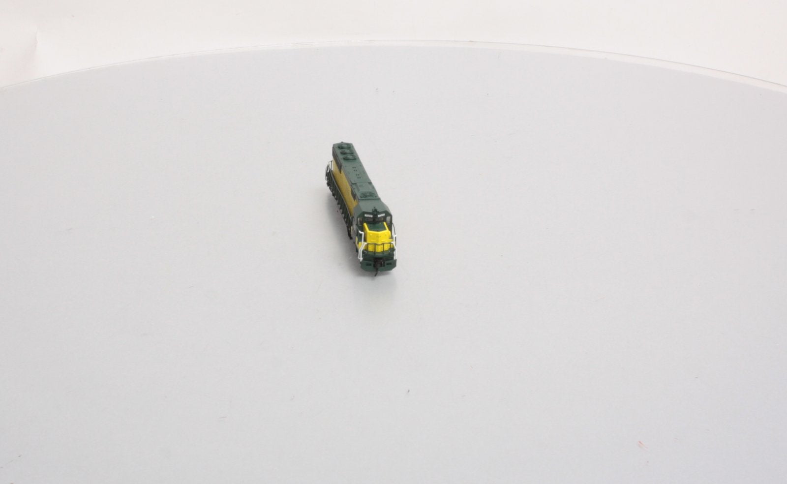 Atlas 49339 N Chicago & North Western SD-50 Diesel Locomotive Standard DC #7022
