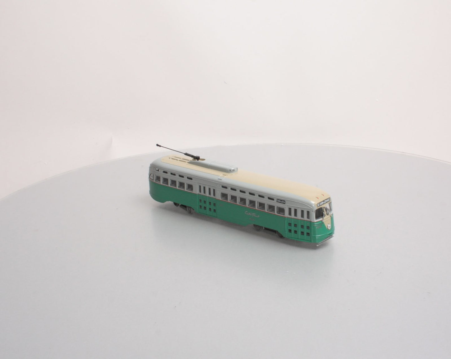 Corgi US55019 1:50 Capital Transit PCC Street Car Limited Edition