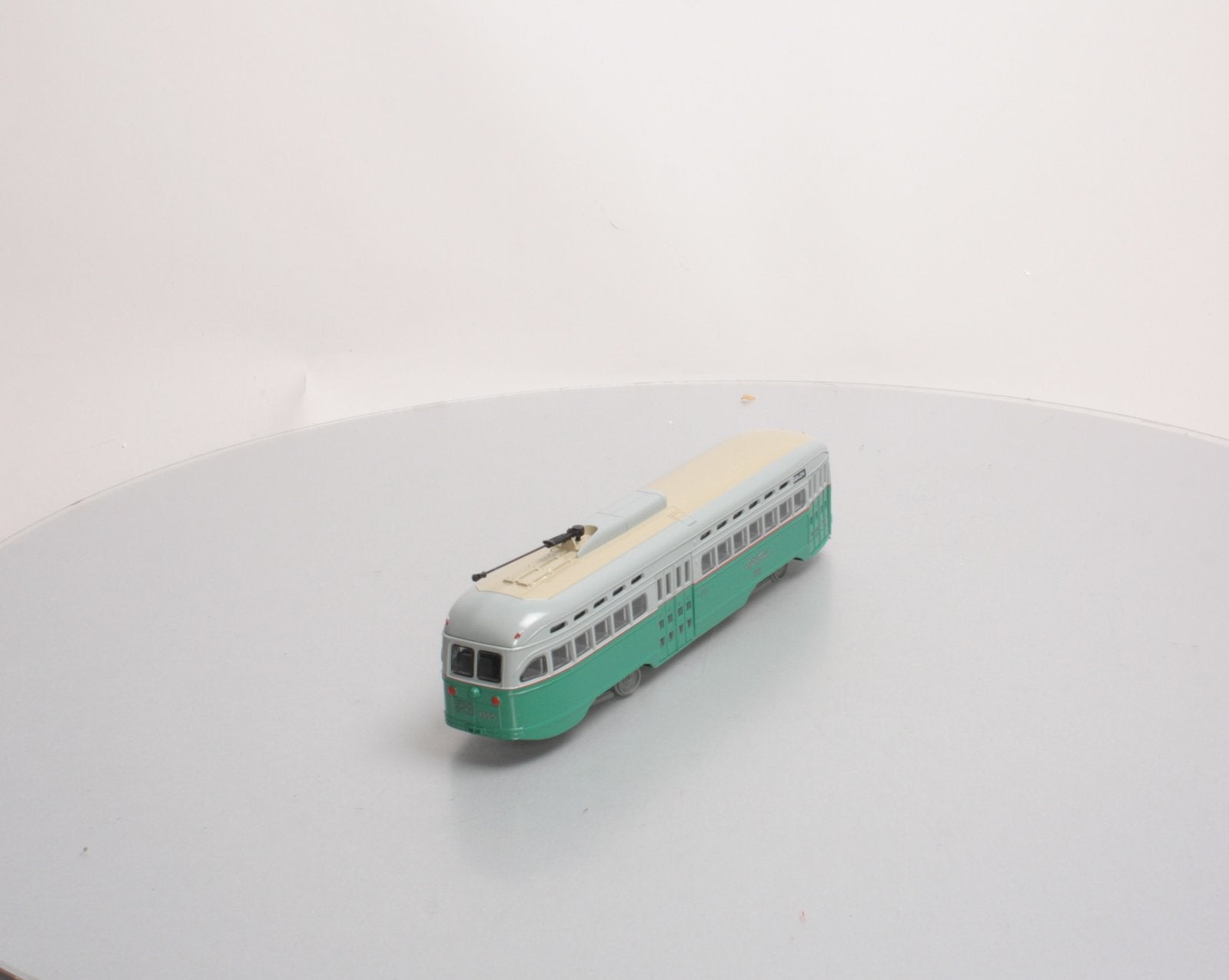 Corgi US55019 1:50 Capital Transit PCC Street Car Limited Edition
