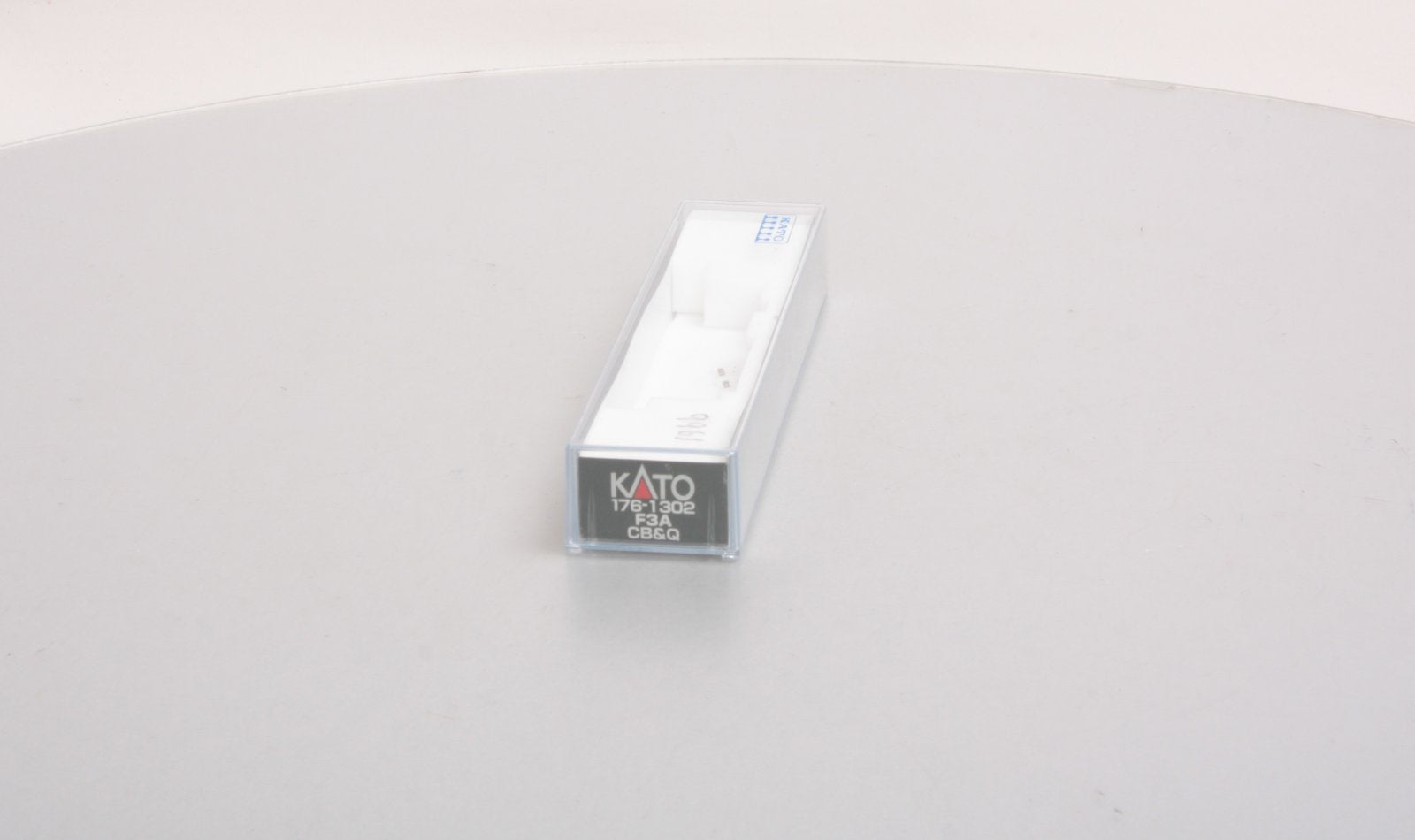 Kato 176-1302 Burlington/Silver & Black F3A #9961A – Trainz