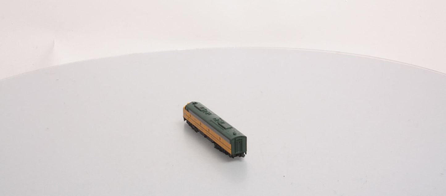 Kato 176-5360 N C&NW E8A Diesel Locomotive #5021A