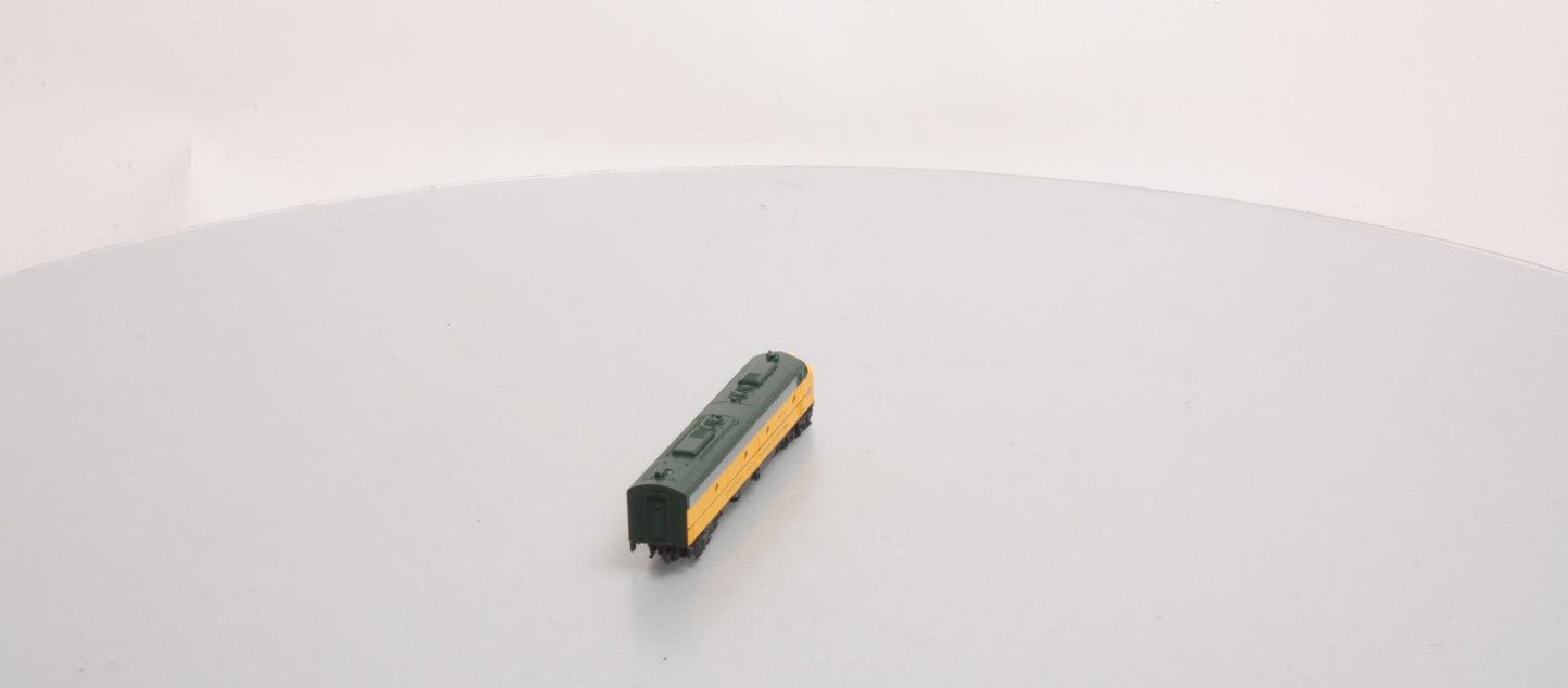 Kato 176-5360 N C&NW E8A Diesel Locomotive #5021A