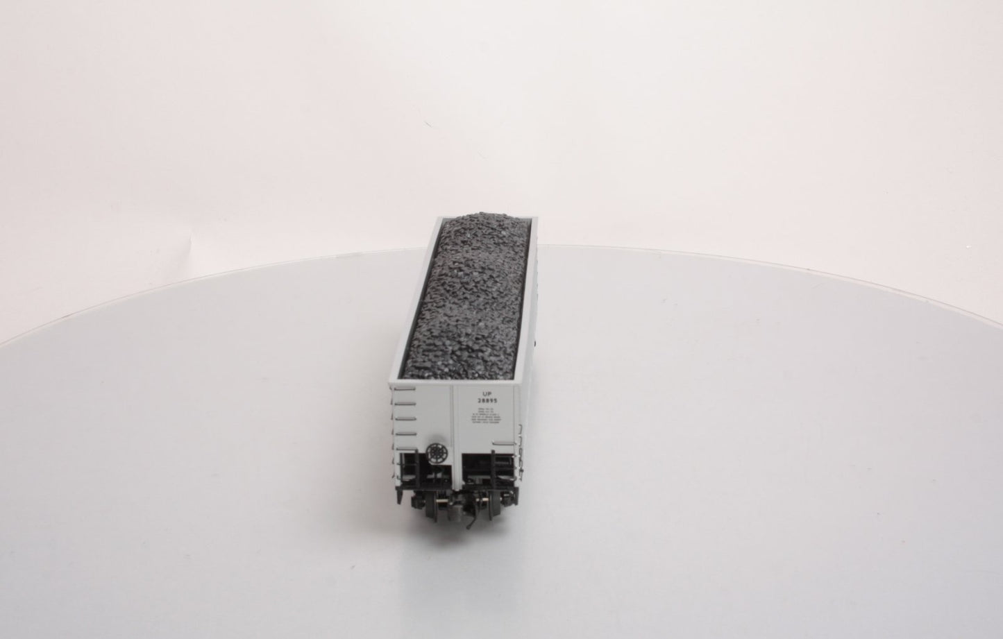 MTH 20-97216 O Union Pacific Coalporter Hopper Car #28895 w/Coal Load