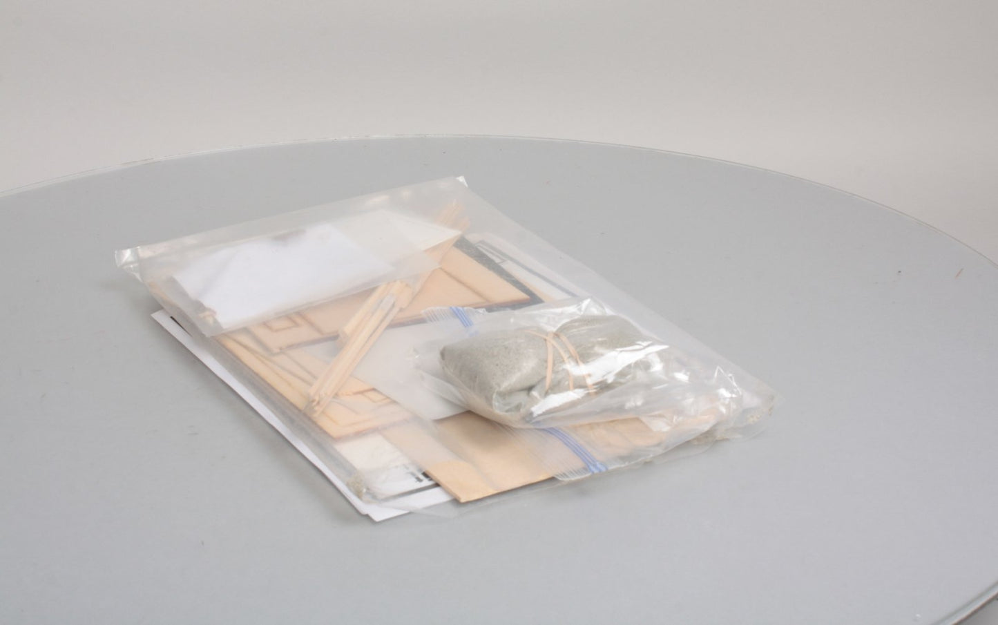 Model Tech Studios S0066 O Scale Locomotive Sand Facility Building Kit