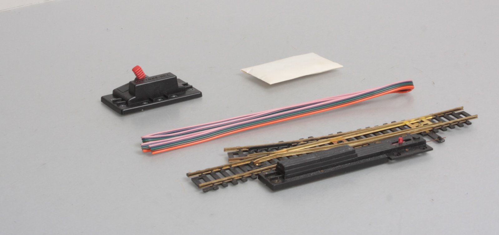 Tru-Scale 1761-495 HO Remote Right Hand Switch with Indicator Lights