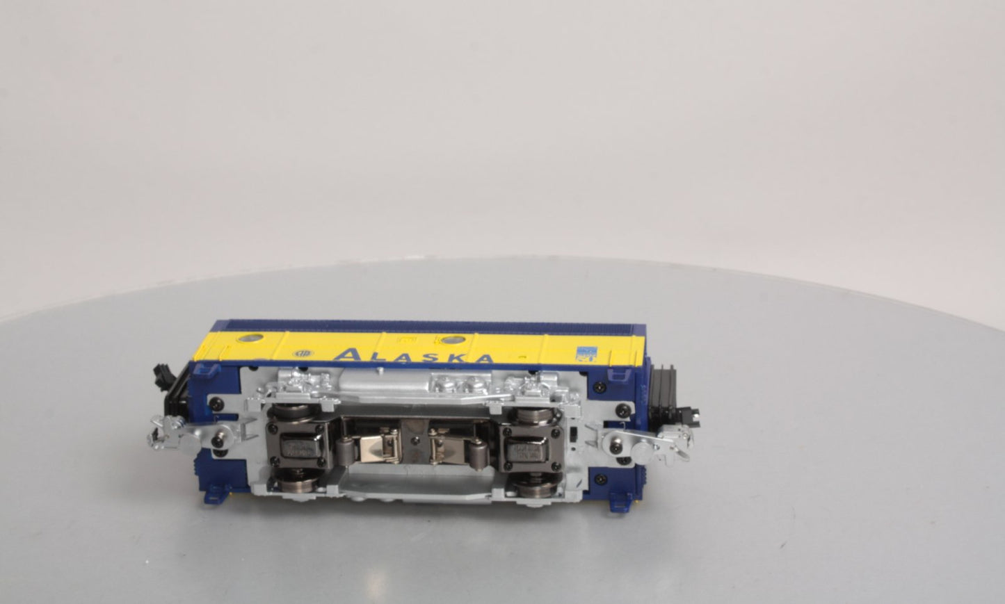 RMT 92733 O Gauge Alaska Beef Mini F-3 Powered Diesel B Unit