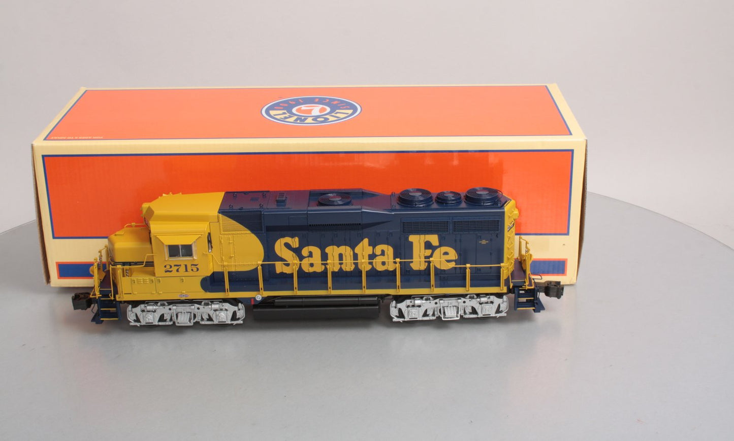 Lionel 6-28387 Santa Fe Non-Powered GP30 Diesel Locomotive #2715