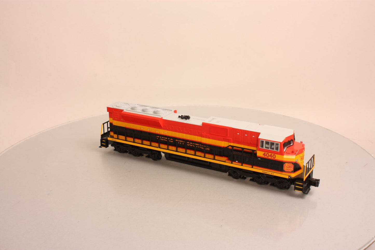 Williams 21817 O Gauge Kansas City Southern SD90 Powered Diesel Locomotive #4040