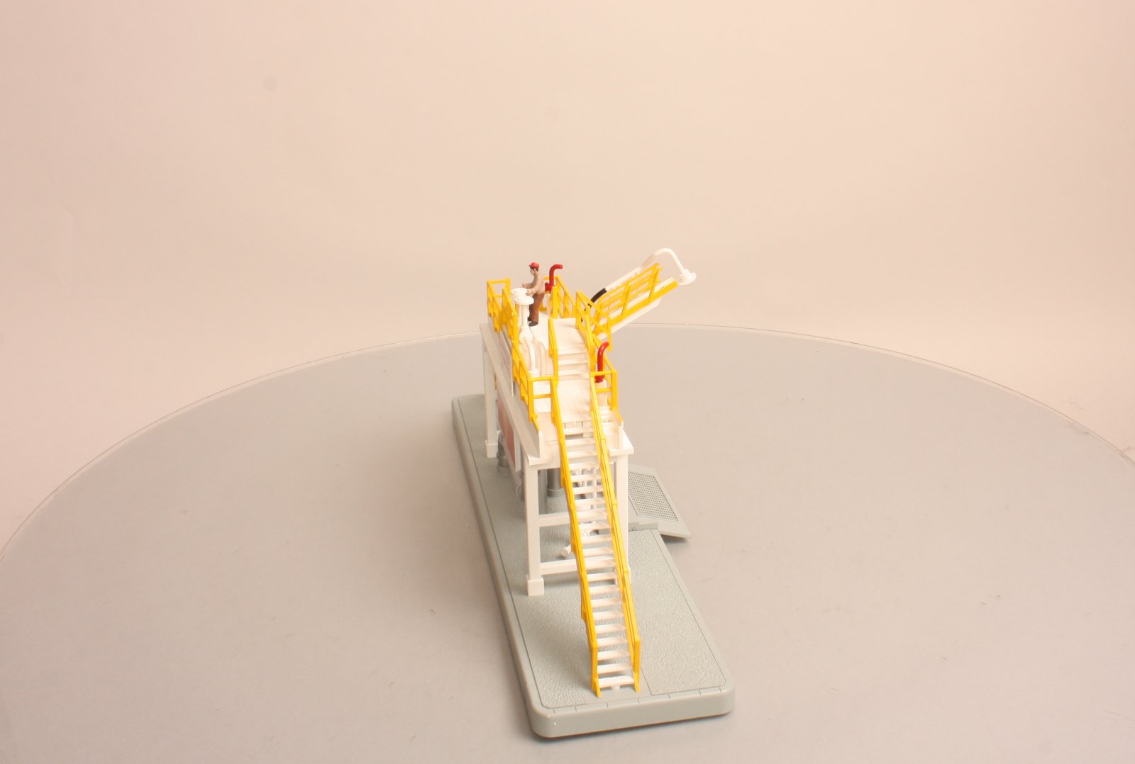 MTH 30-9141 O Shell Operating Storage Tank Station