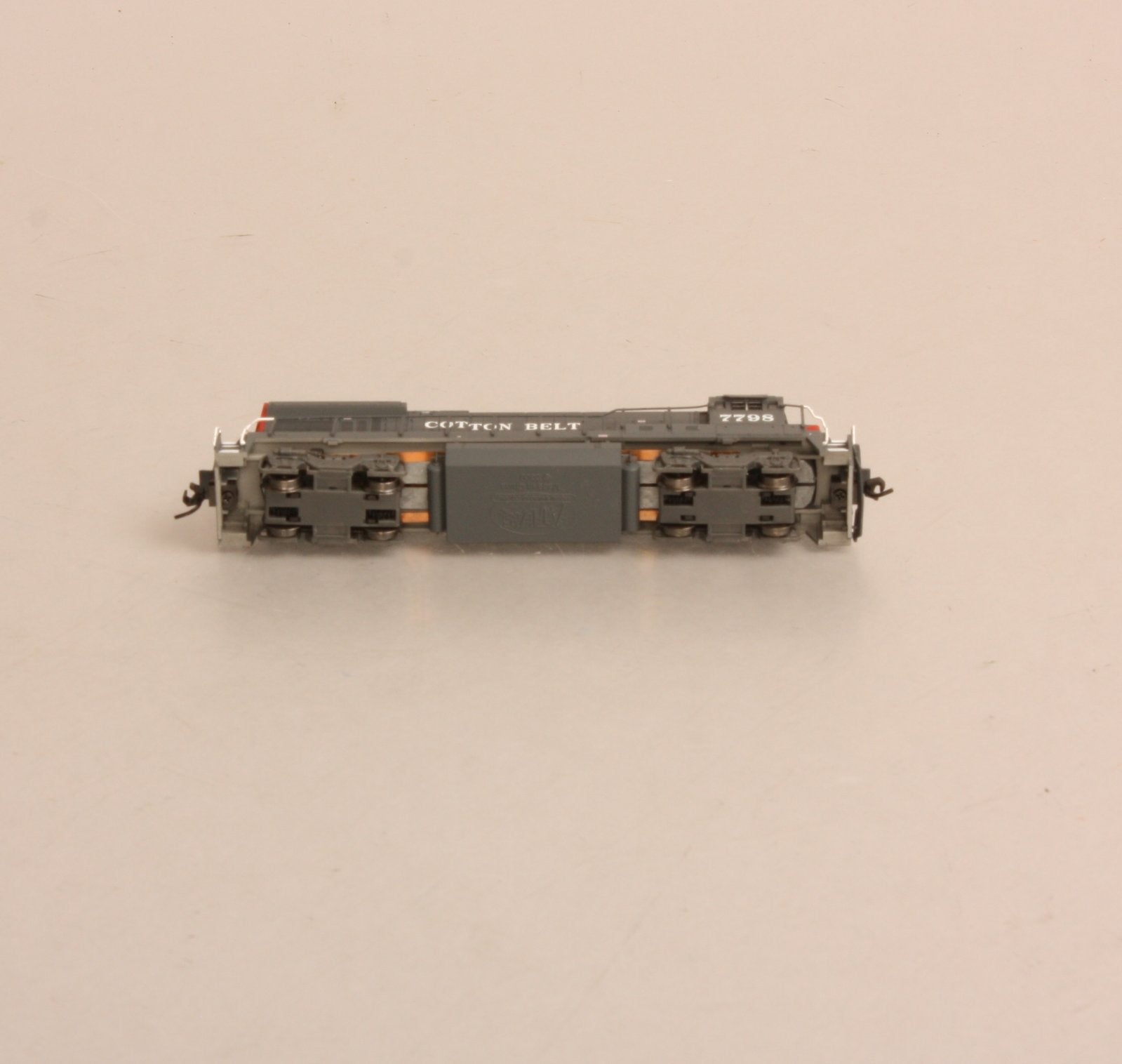 Atlas 49911 N Cotton Belt B30-7 Diesel Locomotive Standard DC #7798