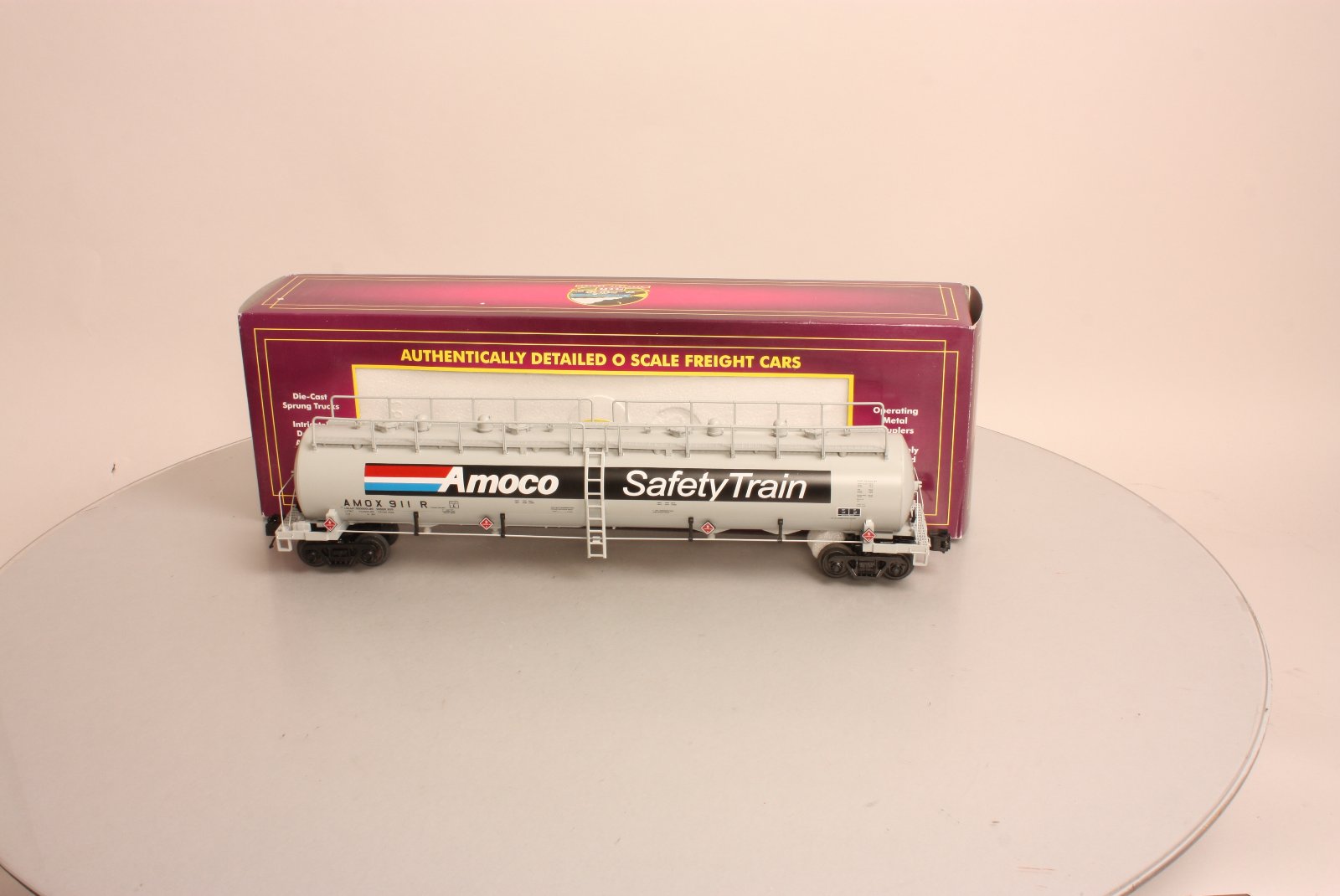 MTH 20-96230 O Amoco 20000g 4-Compartment Tank Car #AMOX911R