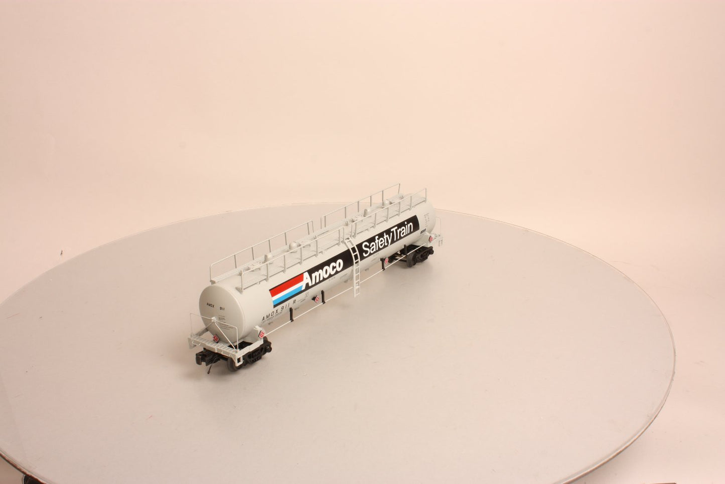 MTH 20-96230 O Amoco 20000g 4-Compartment Tank Car #AMOX911R