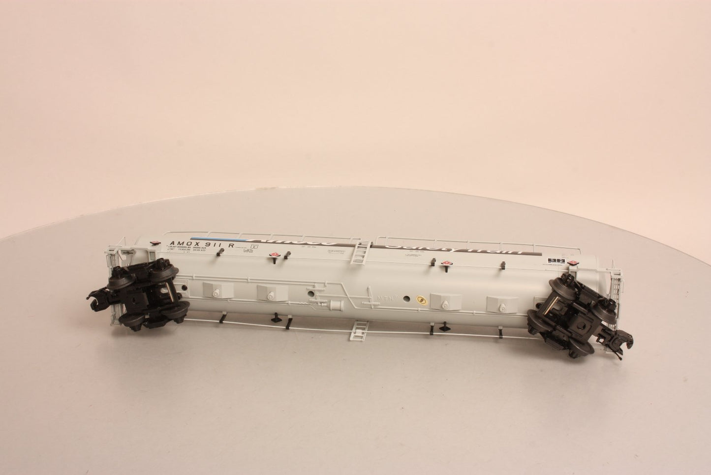 MTH 20-96230 O Amoco 20000g 4-Compartment Tank Car #AMOX911R