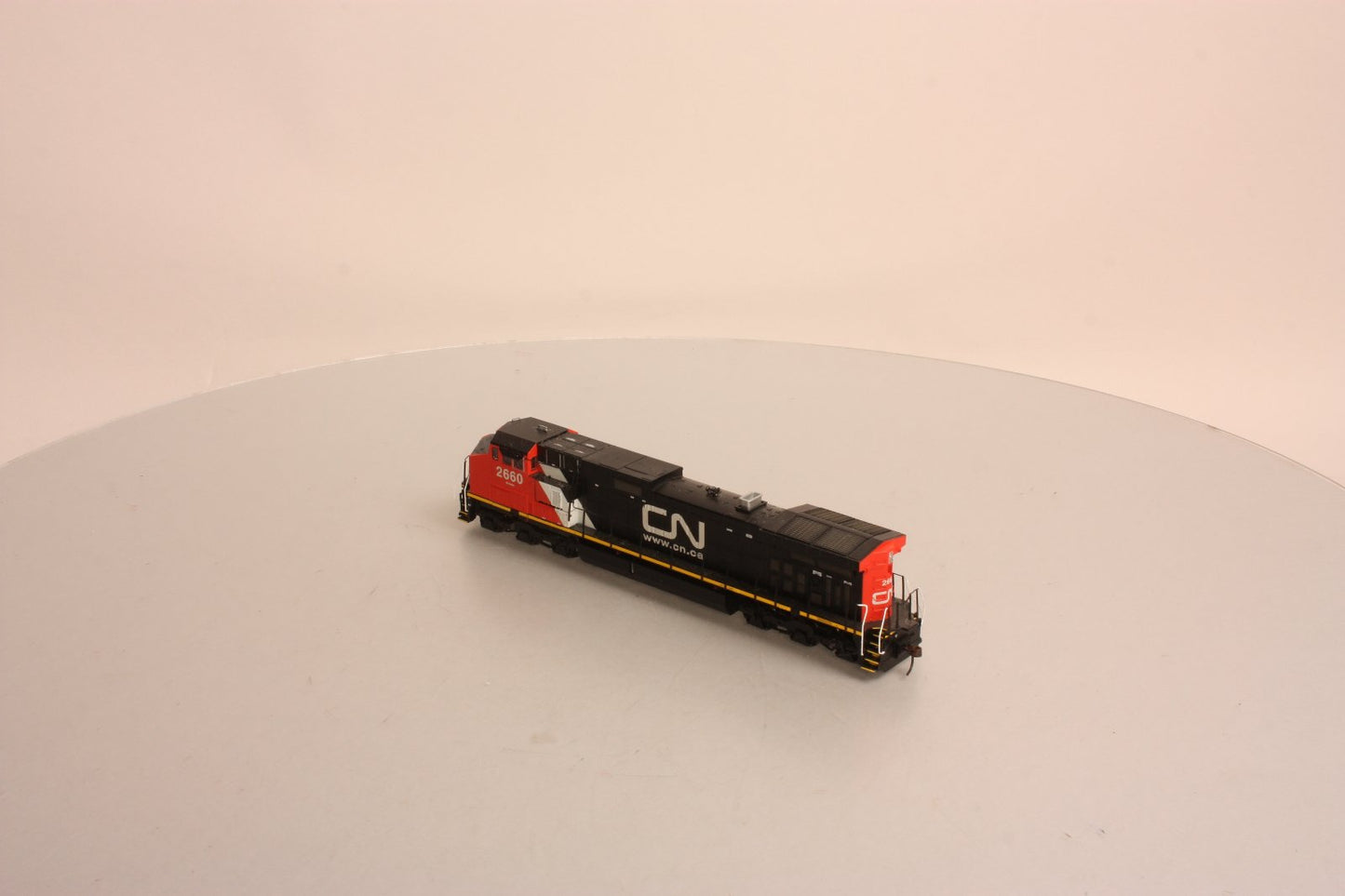 Athearn 78943 HO Canadian National Dash 9-44CW Diesel Locomotive #2660