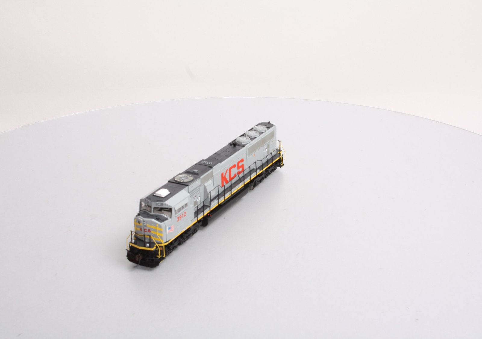 Athearn G64759 HO Kansas City Southern SD70MAC Diesel Locomotive #3912