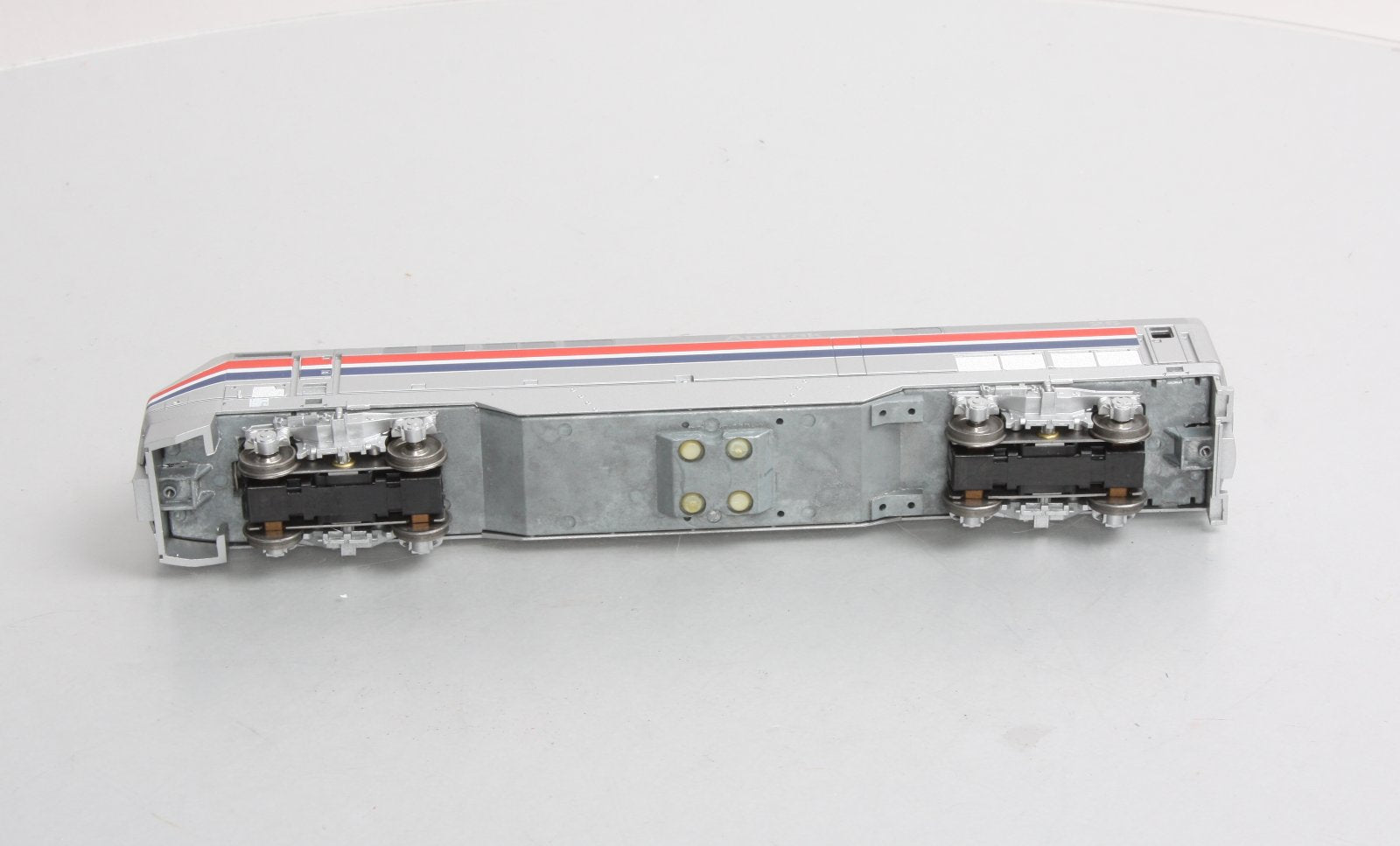 Athearn 88836 HO AMD103/P42, Amtrak/Phase III #25